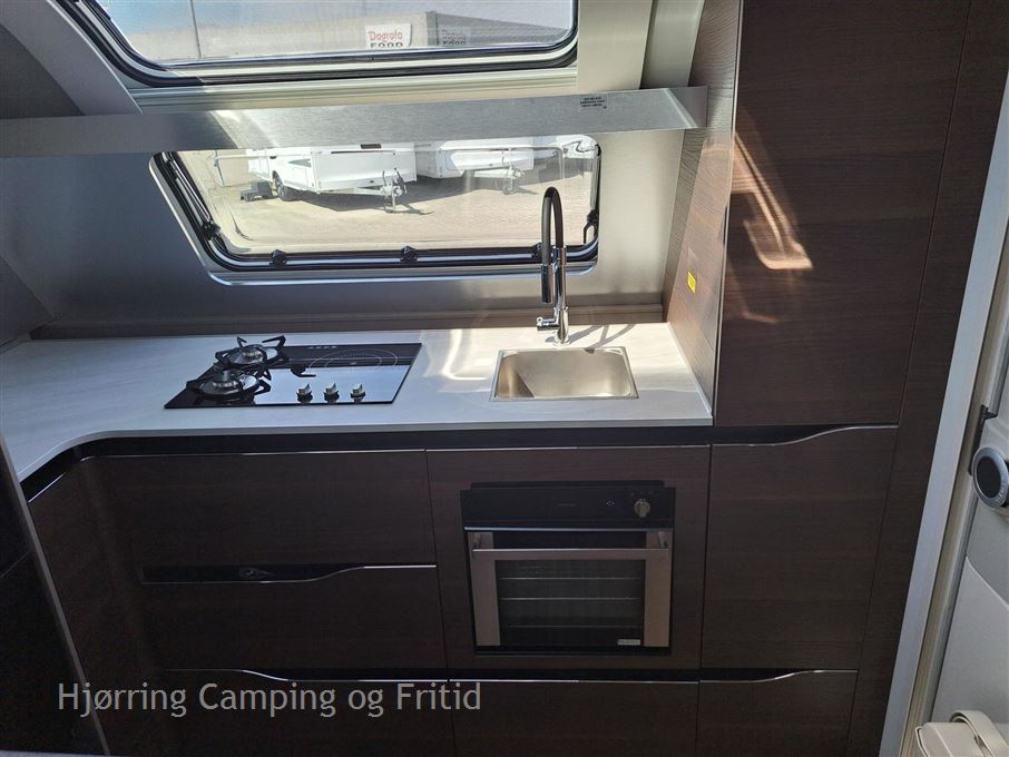 Adria Alpina 663 HT TWIN AXEL