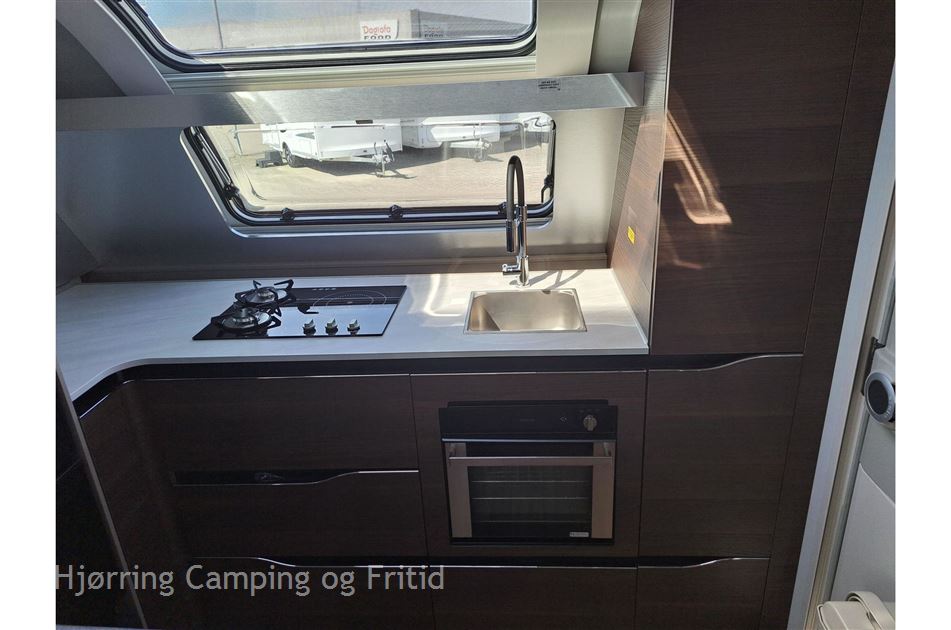 Adria Alpina 663 HT TWIN AXEL