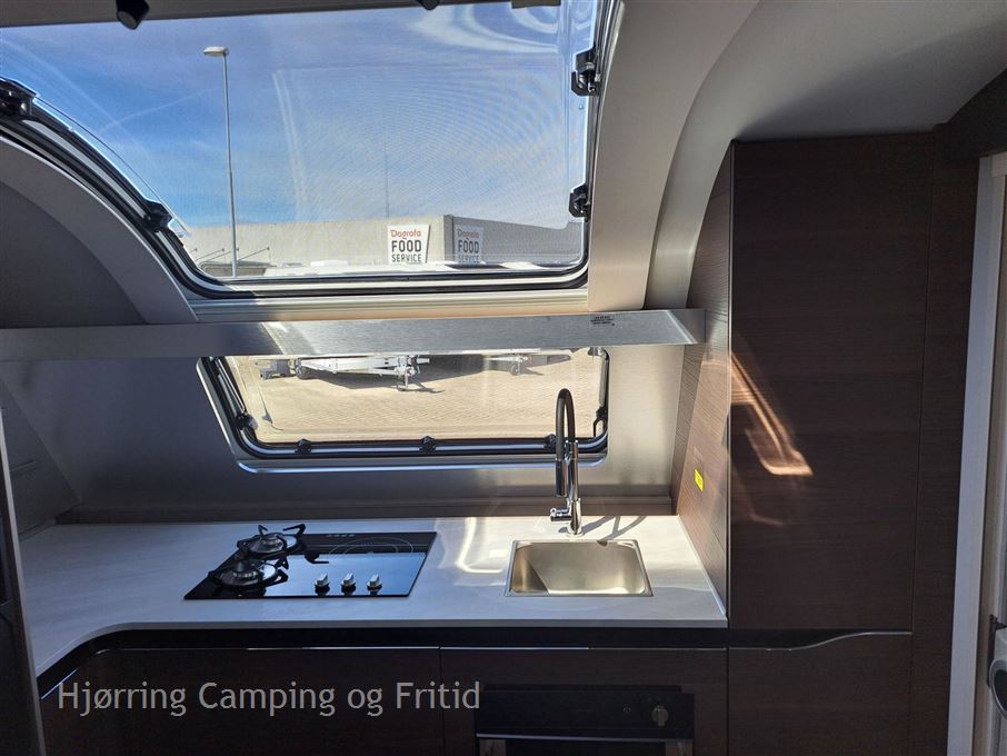 Adria Alpina 663 HT TWIN AXEL