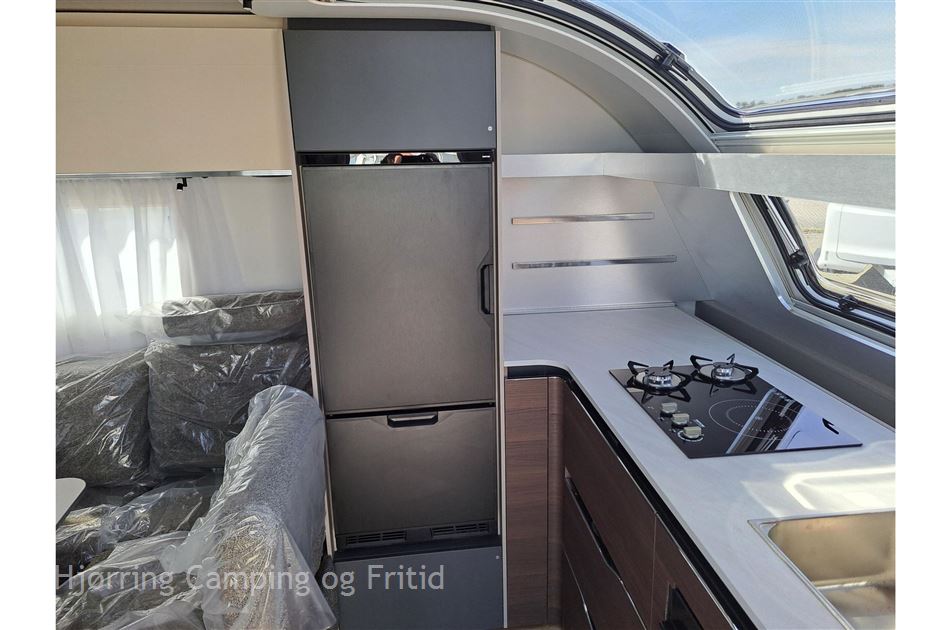 Adria Alpina 663 HT TWIN AXEL