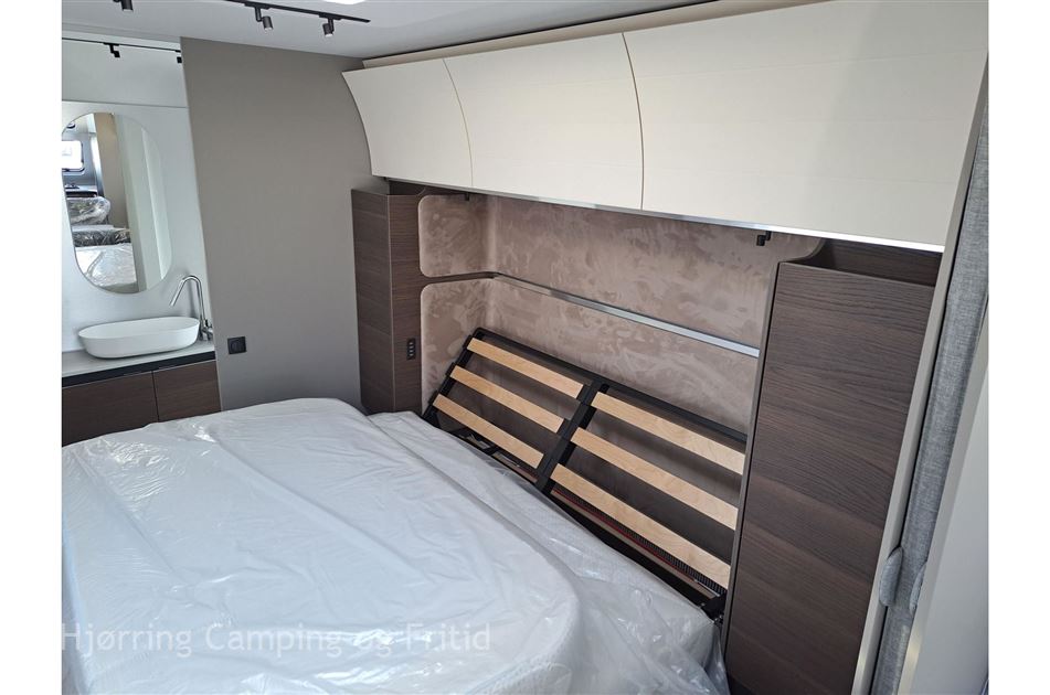 Adria Alpina 663 HT TWIN AXEL