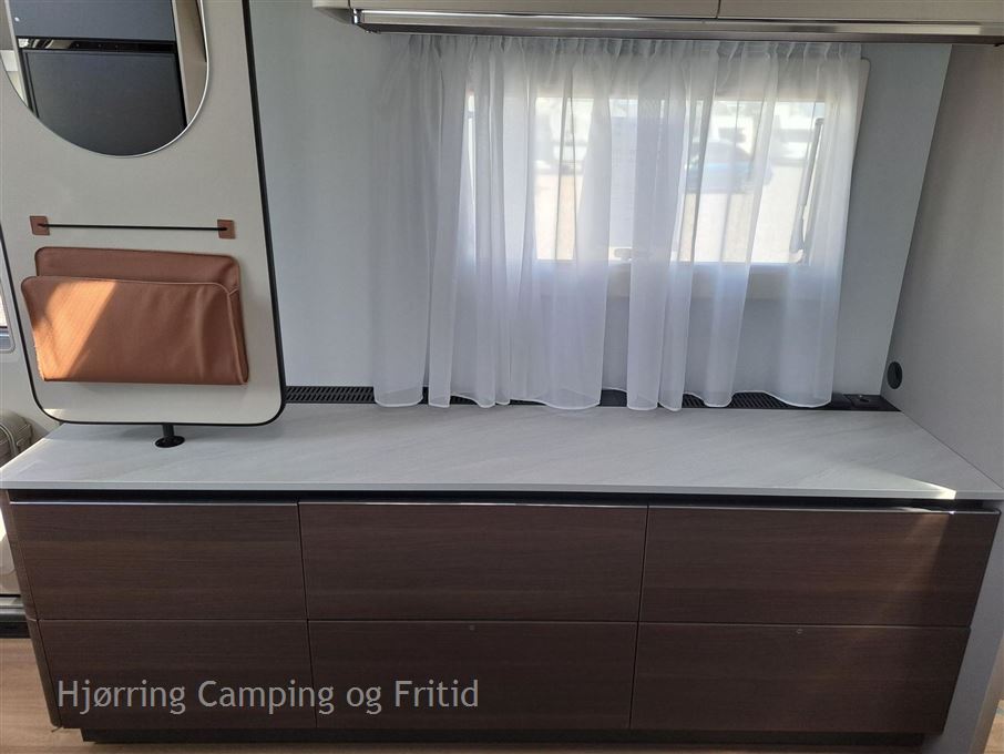 Adria Alpina 663 HT TWIN AXEL