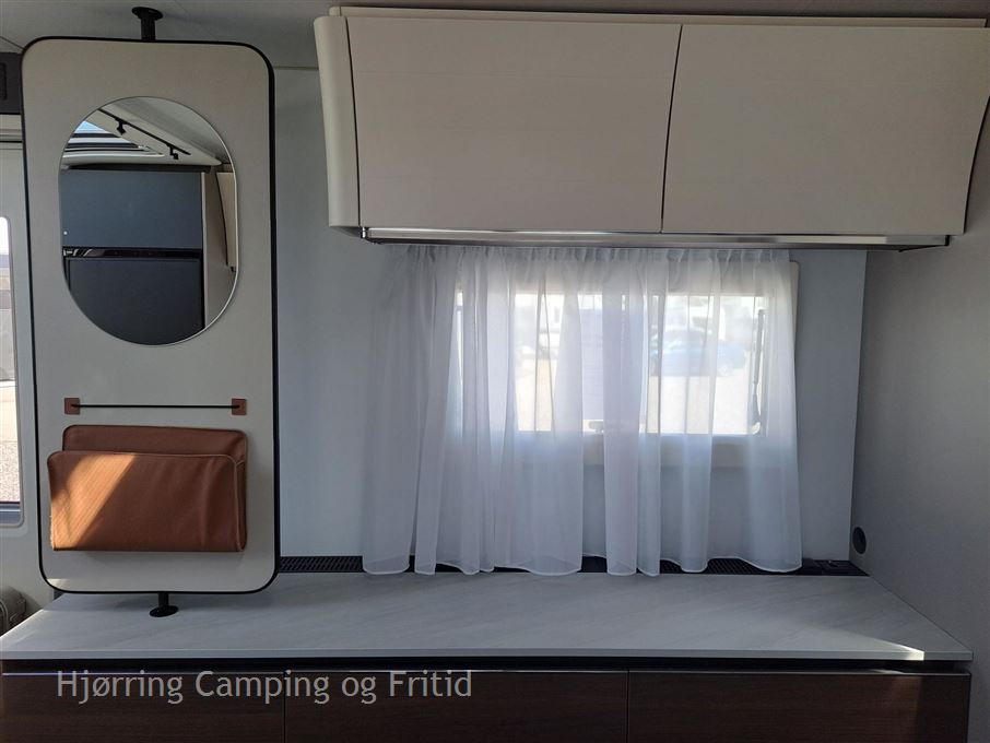 Adria Alpina 663 HT TWIN AXEL