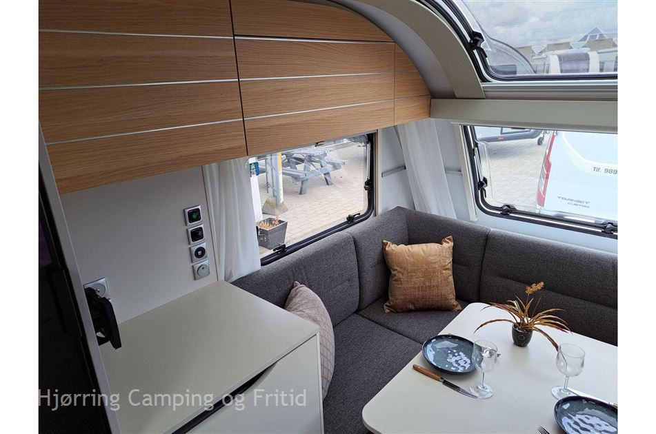 Adria Adora 542 UL