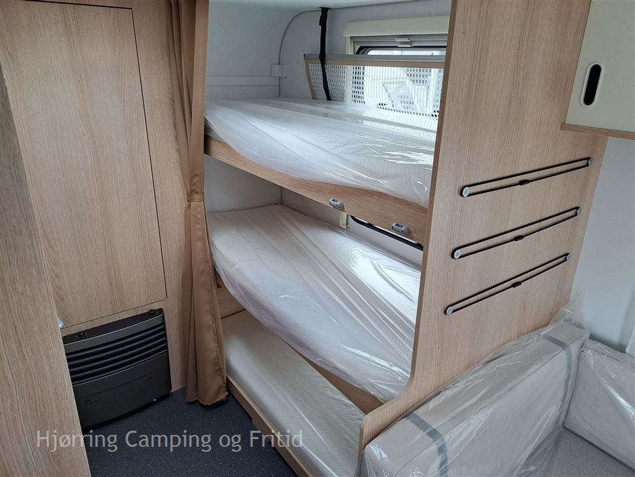 Adria Aviva 563 PT 3 køjer