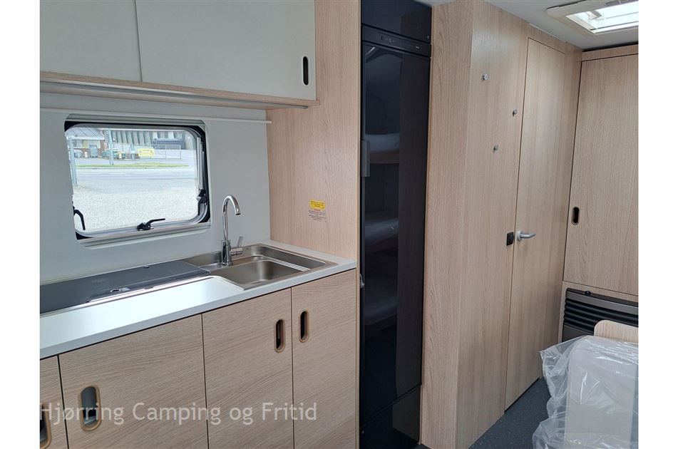 Adria Aviva 563 PT 3 køjer