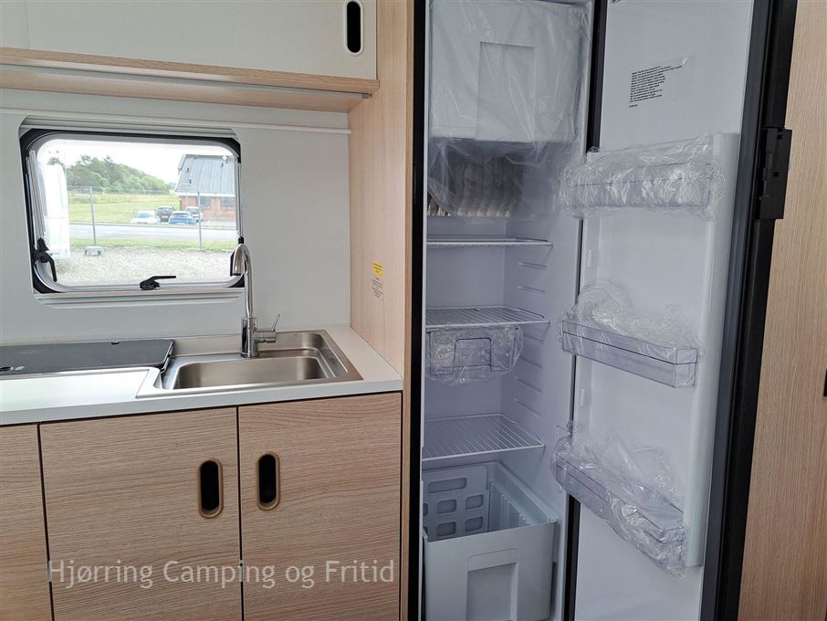 Adria Aviva 563 PT 3 køjer
