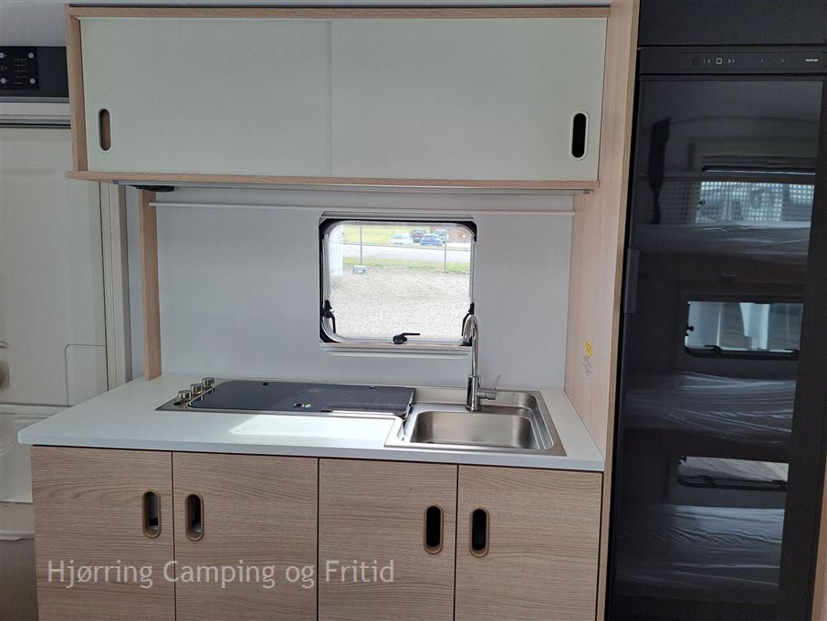 Adria Aviva 563 PT 3 køjer