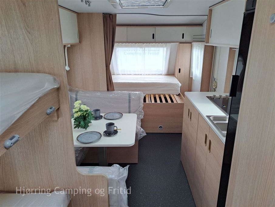 Adria Aviva 563 PT 3 køjer