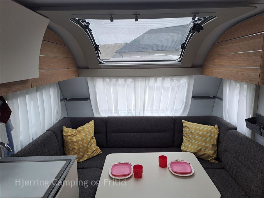 Adria Adora 572 UT
