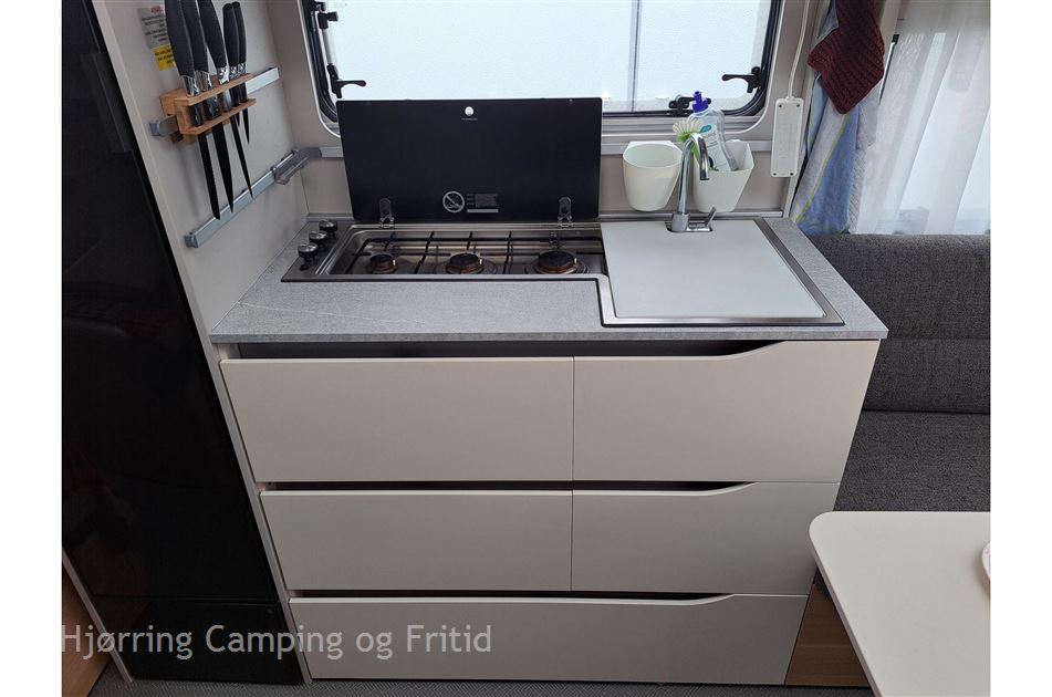 Adria Adora 572 UT