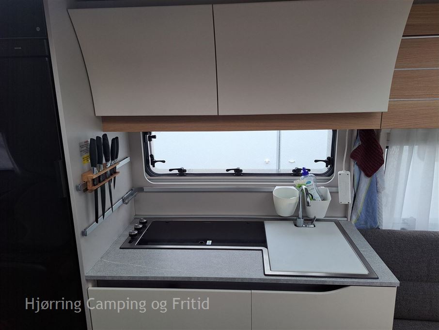 Adria Adora 572 UT