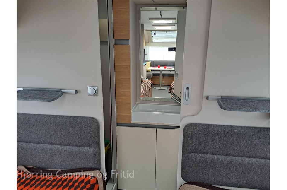 Adria Adora 572 UT