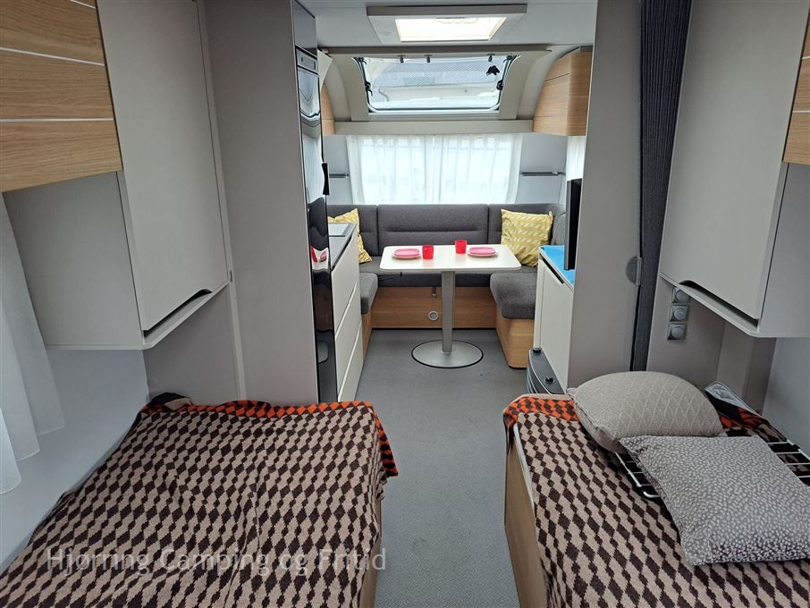 Adria Adora 572 UT