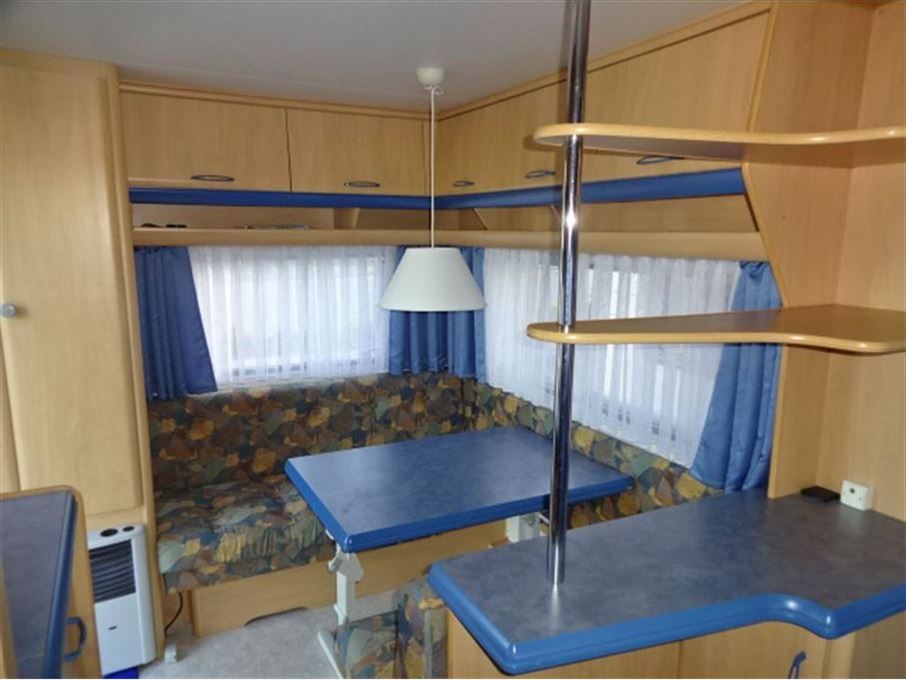 Hobby De Luxe 440