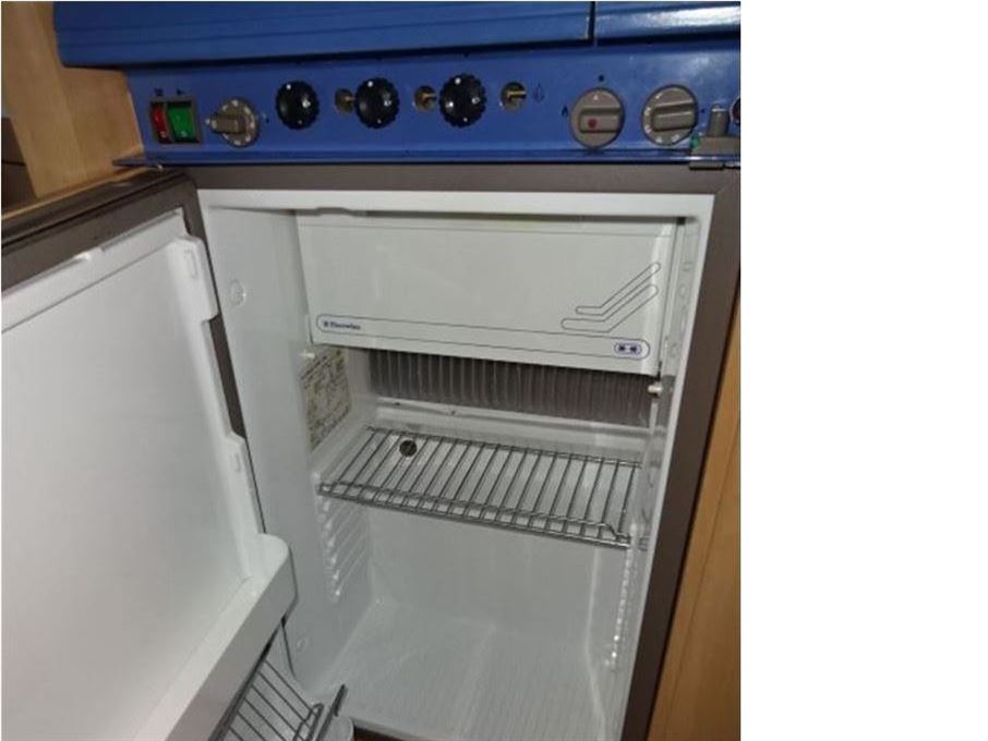 Hobby De Luxe 440