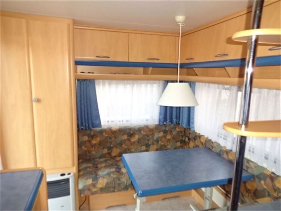 Hobby De Luxe 440