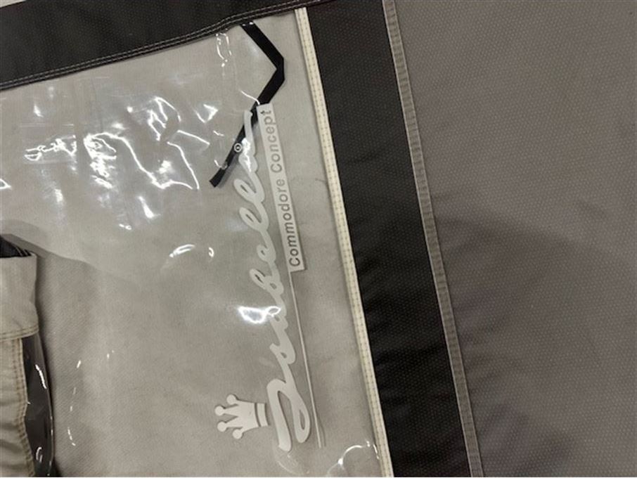 Isabella Commondore Concept 1050