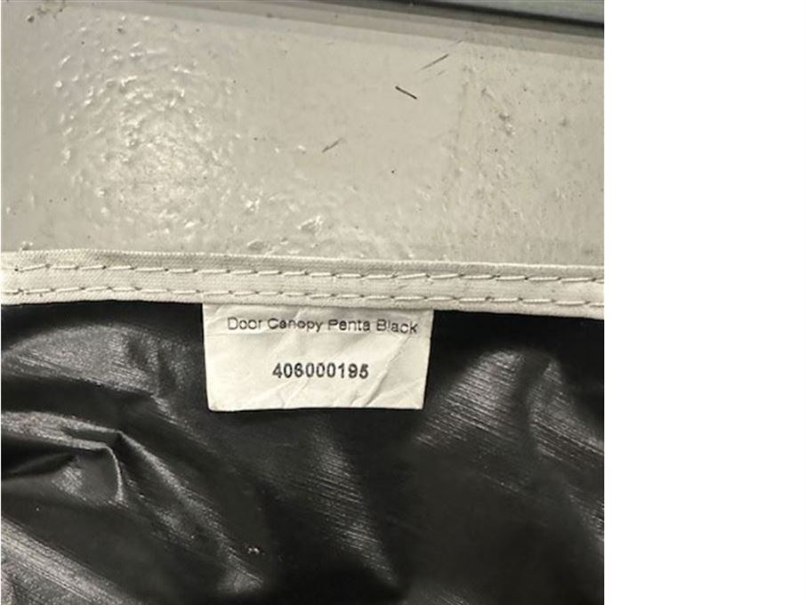 Isabella Penta Dørmakise Black