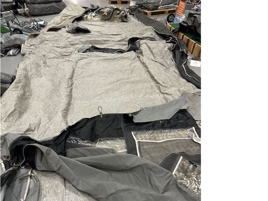 Isabella Commondore 1075