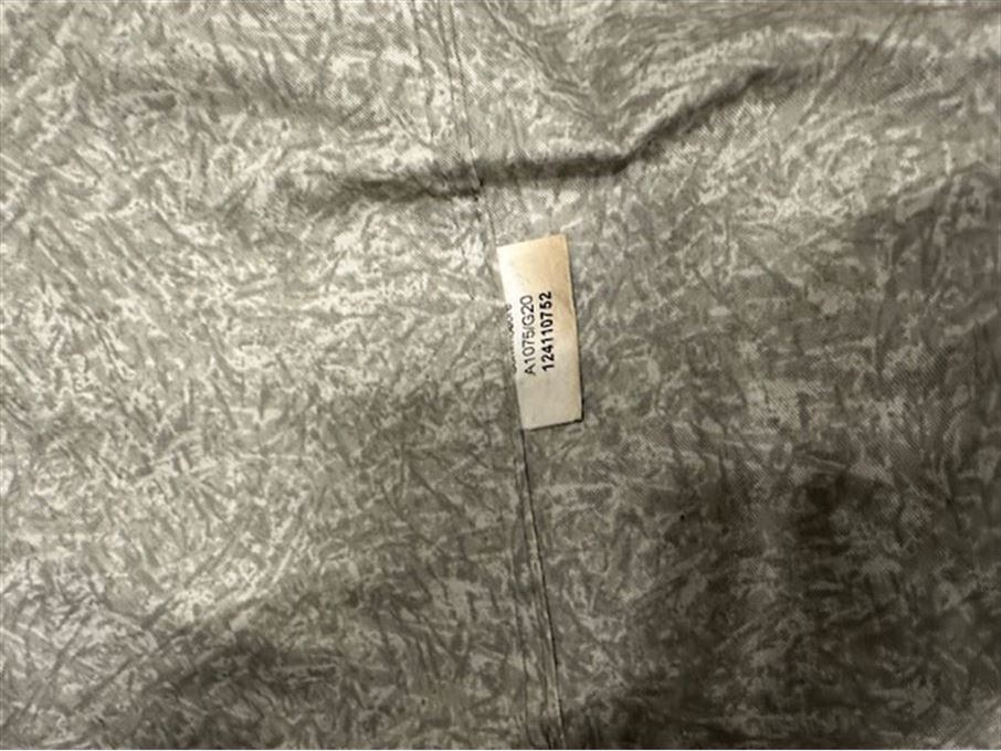 Isabella Commondore 1075