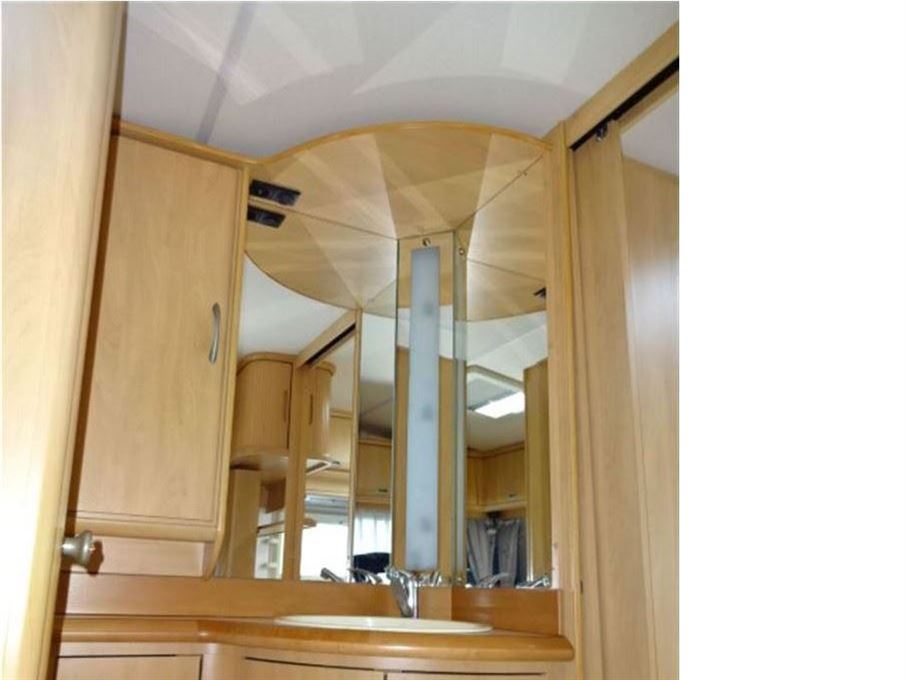 Hobby De Luxe Easy 460 UFe
