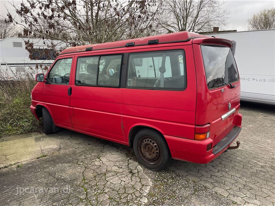 VW Caravelle