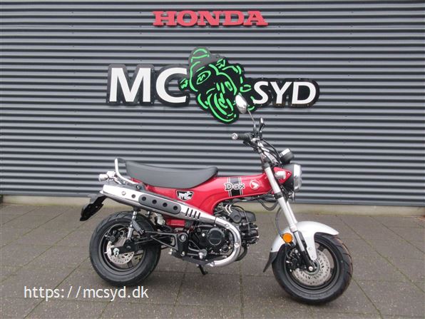 Honda ST 125 DAX