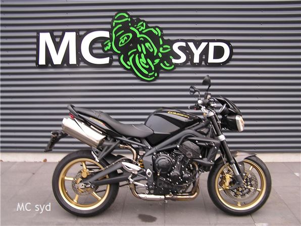 Triumph Street Triple R