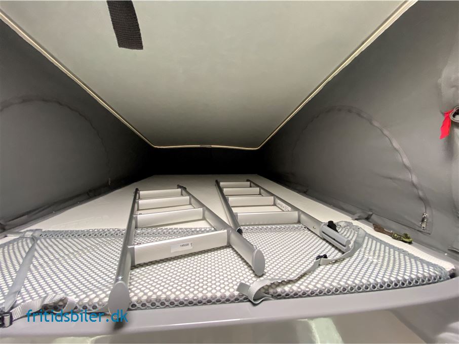 RoadCar R 600 140 Hk