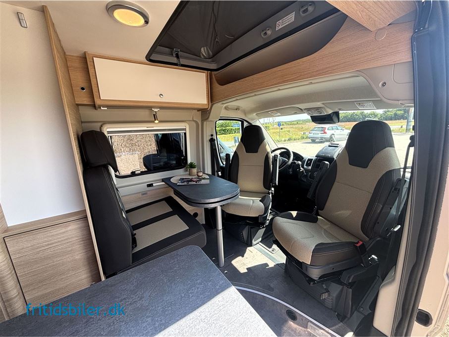 RoadCar R 600 140 Hk