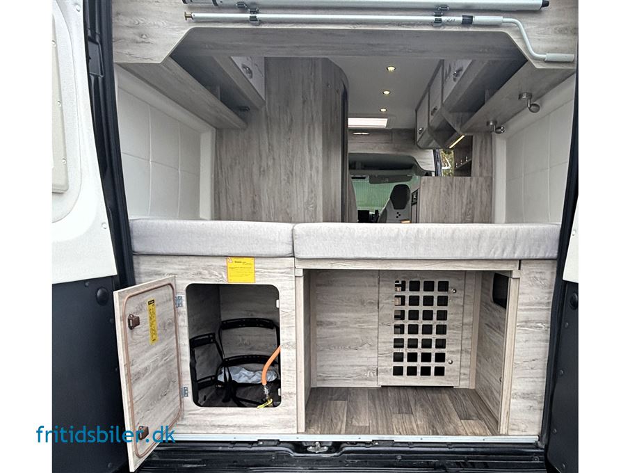 Bravia 599 165 Hk Trend