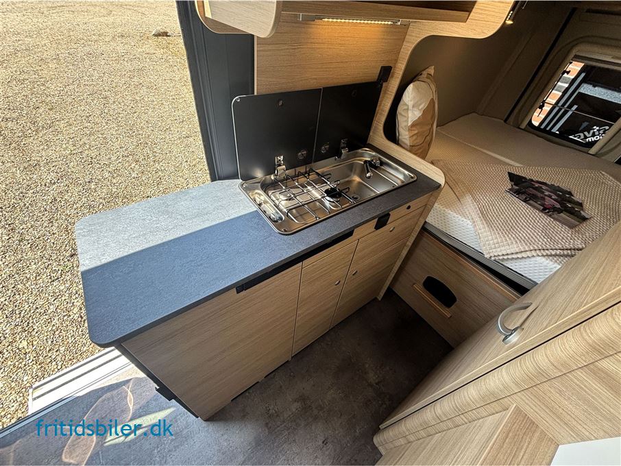 RoadCar R 600 140 Hk