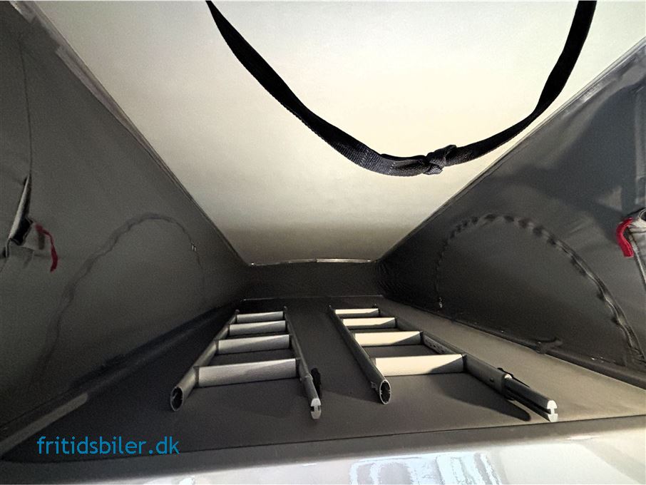 Bravia 599 180 Hk Aut. Låda Pop up tak