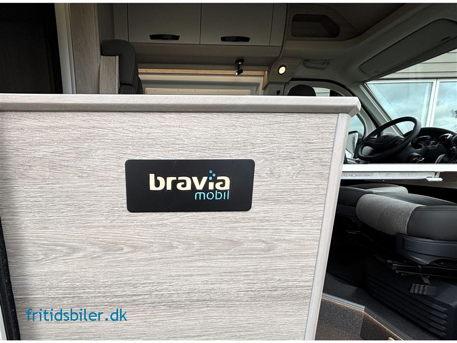Bravia 599 180 Hk Aut. Låda Pop up tak