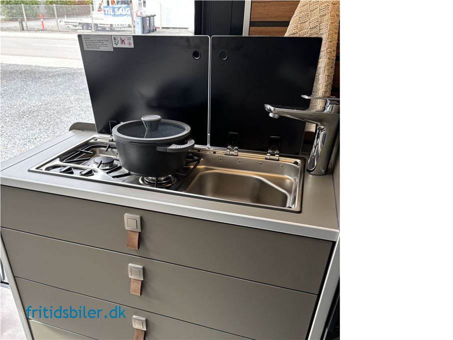 Hymer Yellowstone  140 Hk