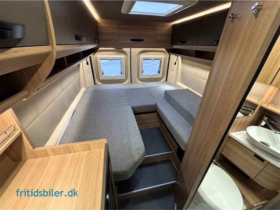 Bravia 636 140 Hk Aut. gear