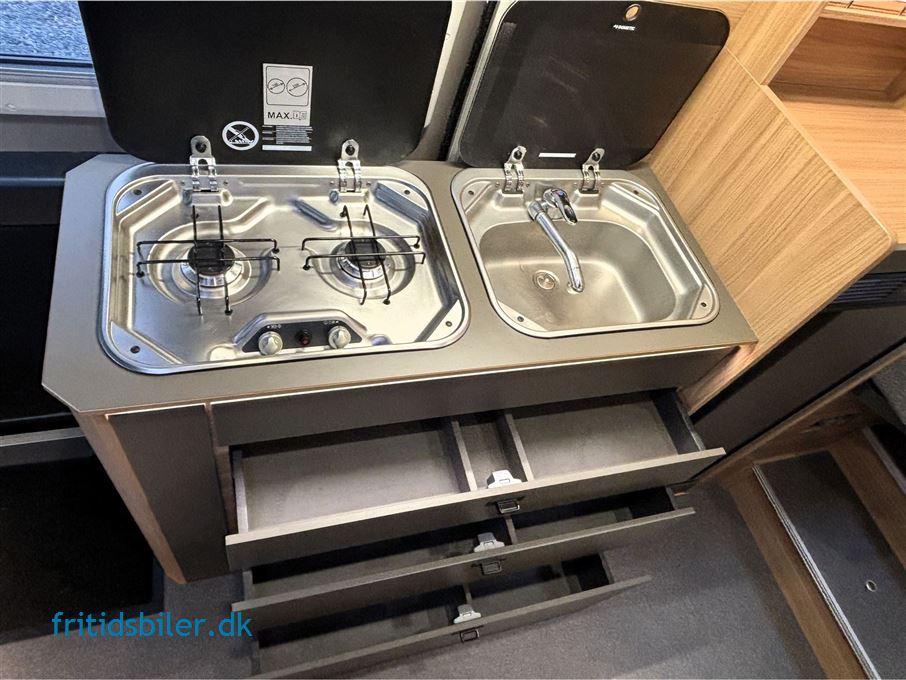 Bravia 636 140 Hk Aut. gear