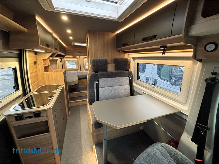 Bravia 636 140 Hk Aut. gear