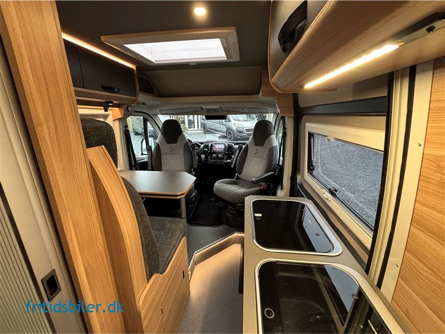 Bravia 636 140 Hk Aut. gear