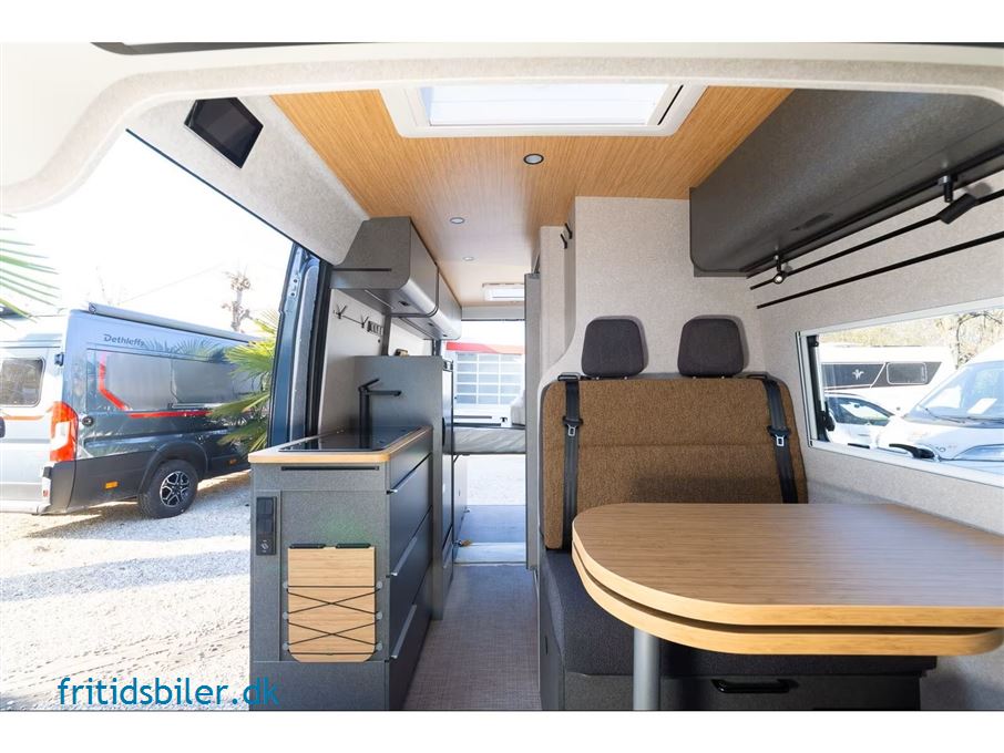 Hymer Redwood 600 Explorer 140 Hk