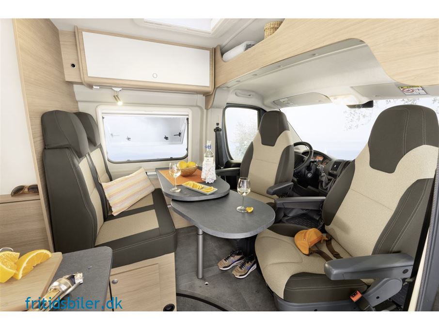 RoadCar R 601 140 Hk
