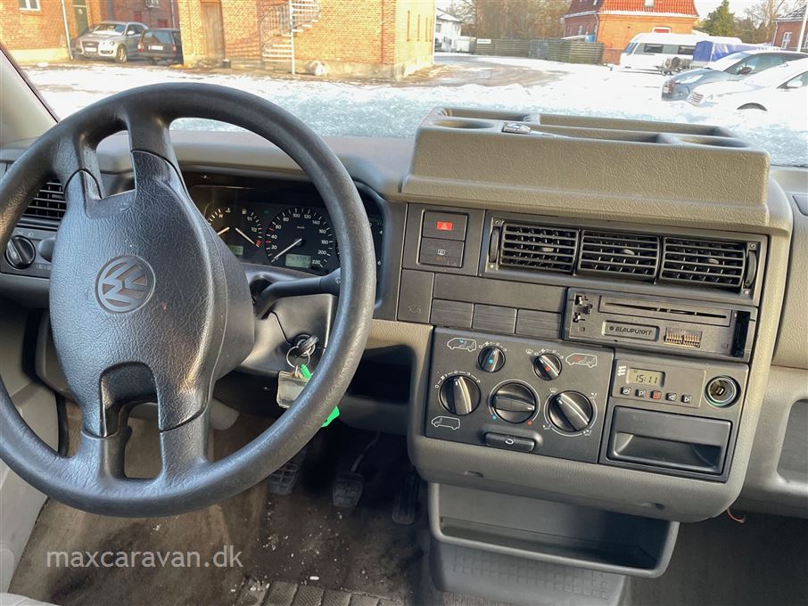 VW Caravelle