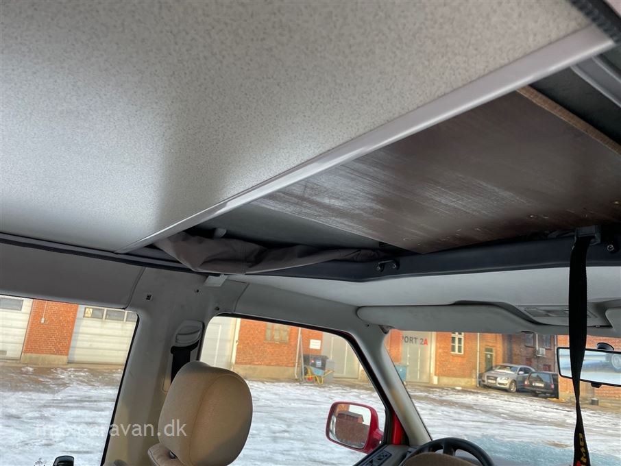 VW Caravelle