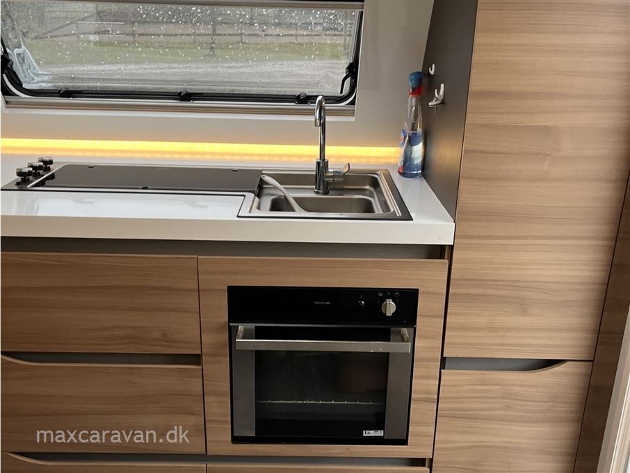 Adria Alpina 903 HT