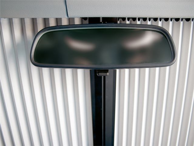 Remis forrudeplissegardin uden sensor til Fiat 2014-2021 samt Peugeot/Citroën 2014 og frem, beige.